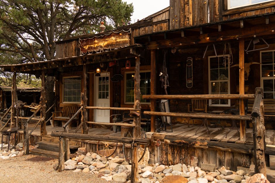 Pioneer Women Diaries that Built the American West